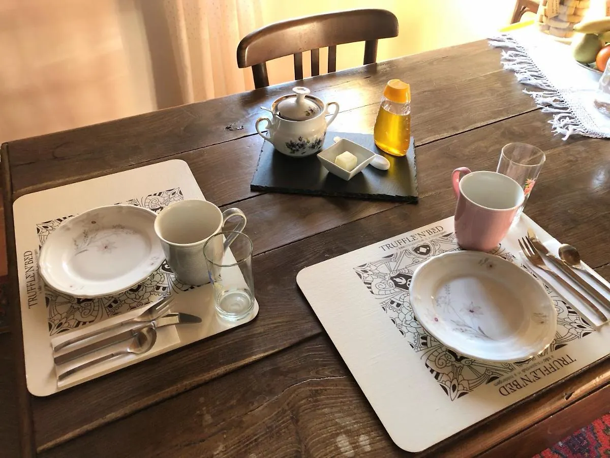 Bed and Breakfast Truffle'N'Bed San Giovanni dʼAsso